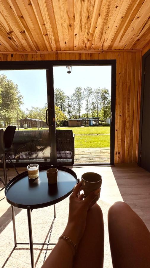 Luxe Tiny House Bij Het Leekstermeer Matsloot 外观 照片